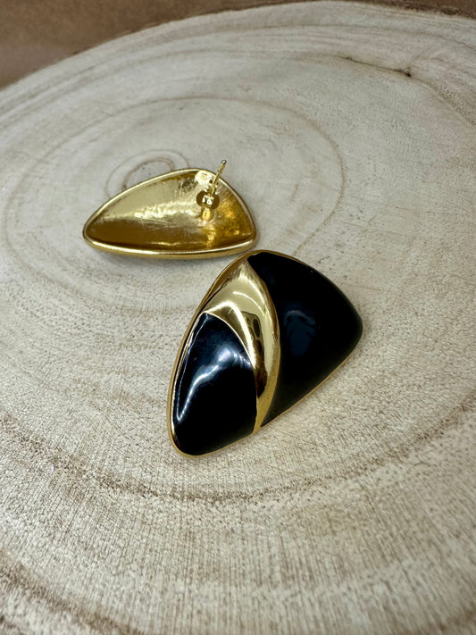 Brinco Noite Dourada