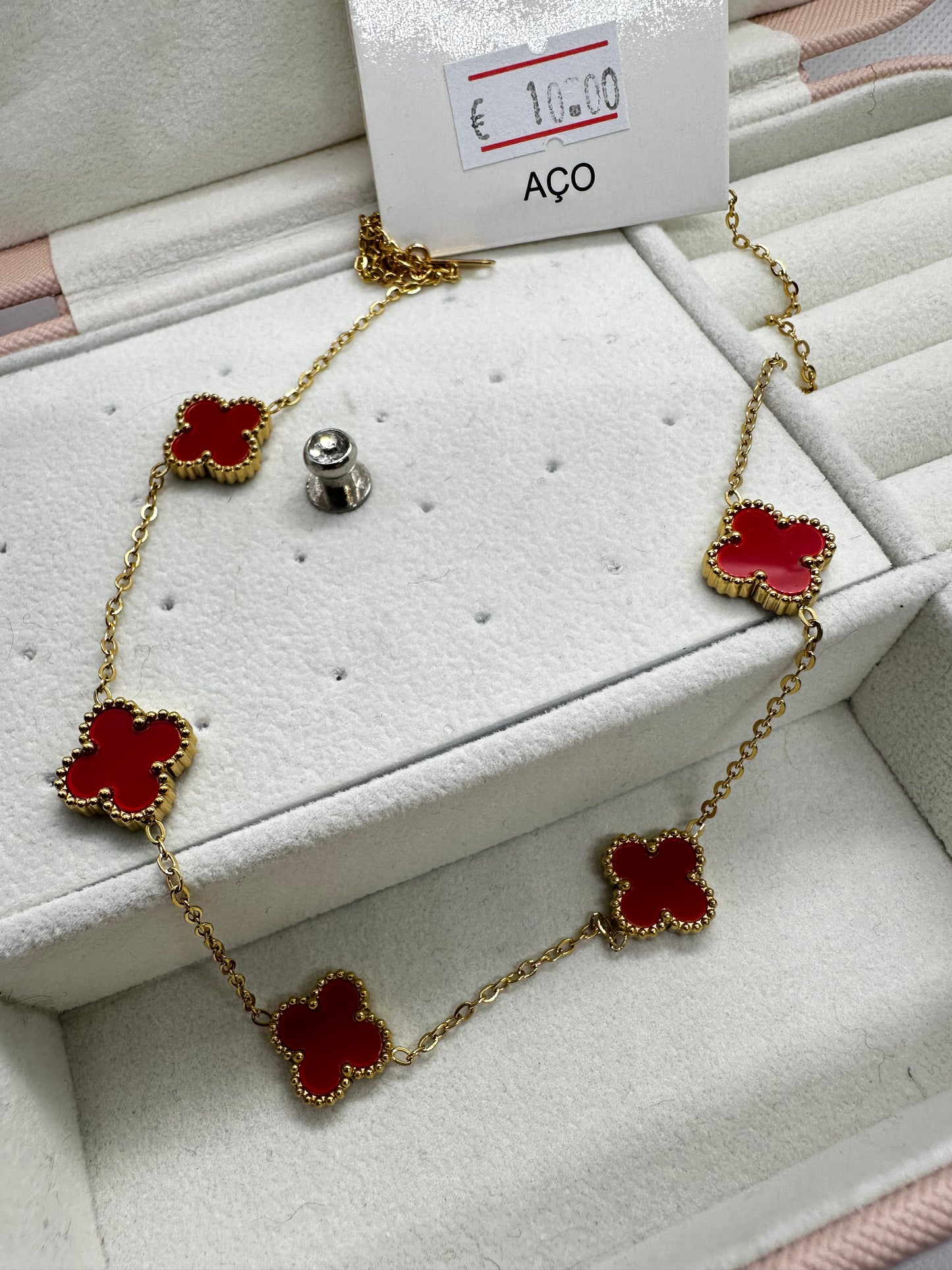 Colar Trevos Vermelho