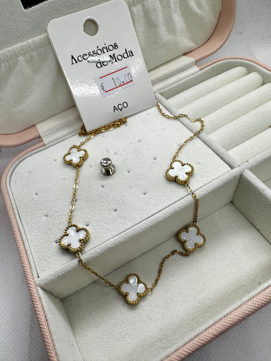 Colar Trevos Branco