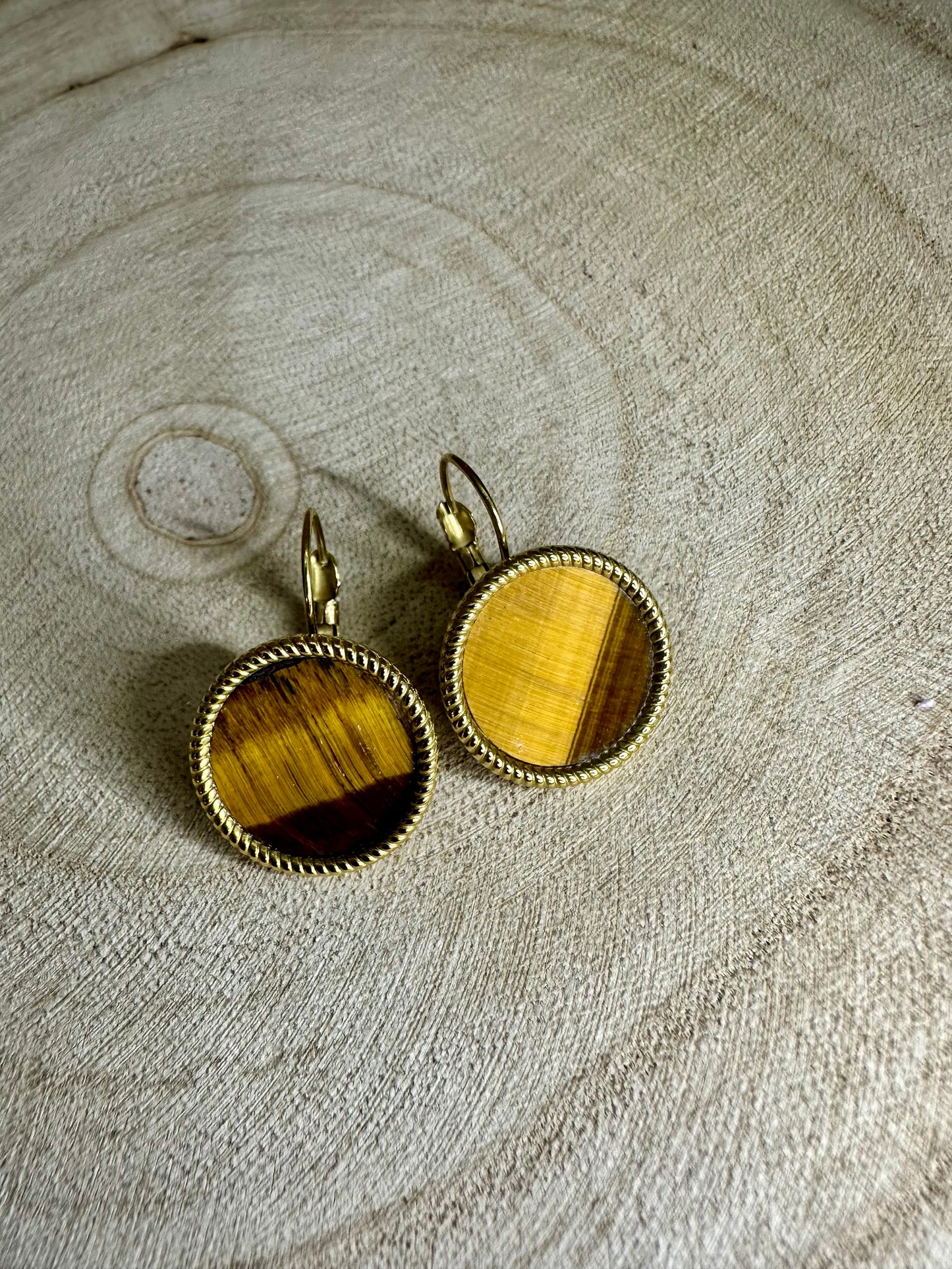 Brinco Olho de Tigre